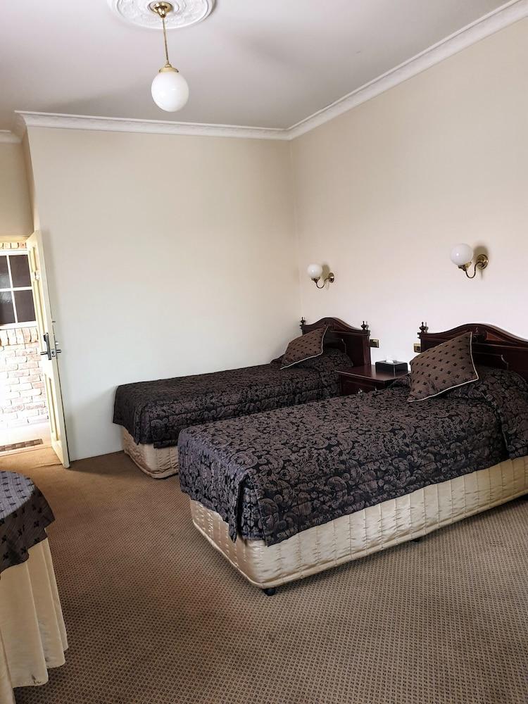 Australian Heritage Motor Inn Dubbo Buitenkant foto